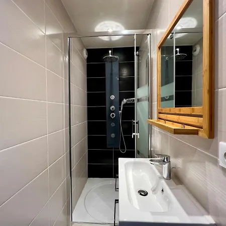 Spacious & Modern Flat Close To Parc Monceau Paris Exterior photo